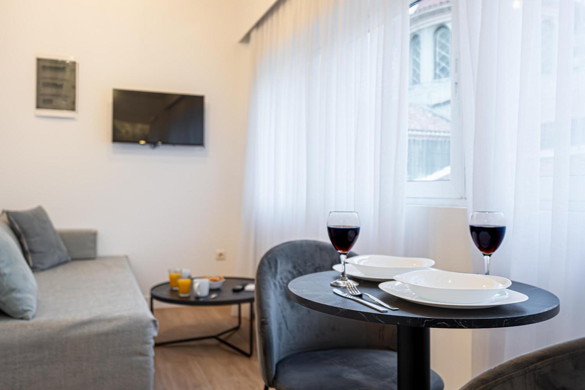 אתונה Kriel Suites By Liv Homes מראה חיצוני תמונה